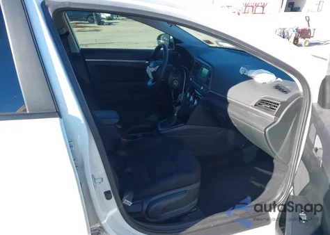 2019 Hyundai Elantra Se z USA, uszkodzony, nr VIN 5NPD74LFXKH436851